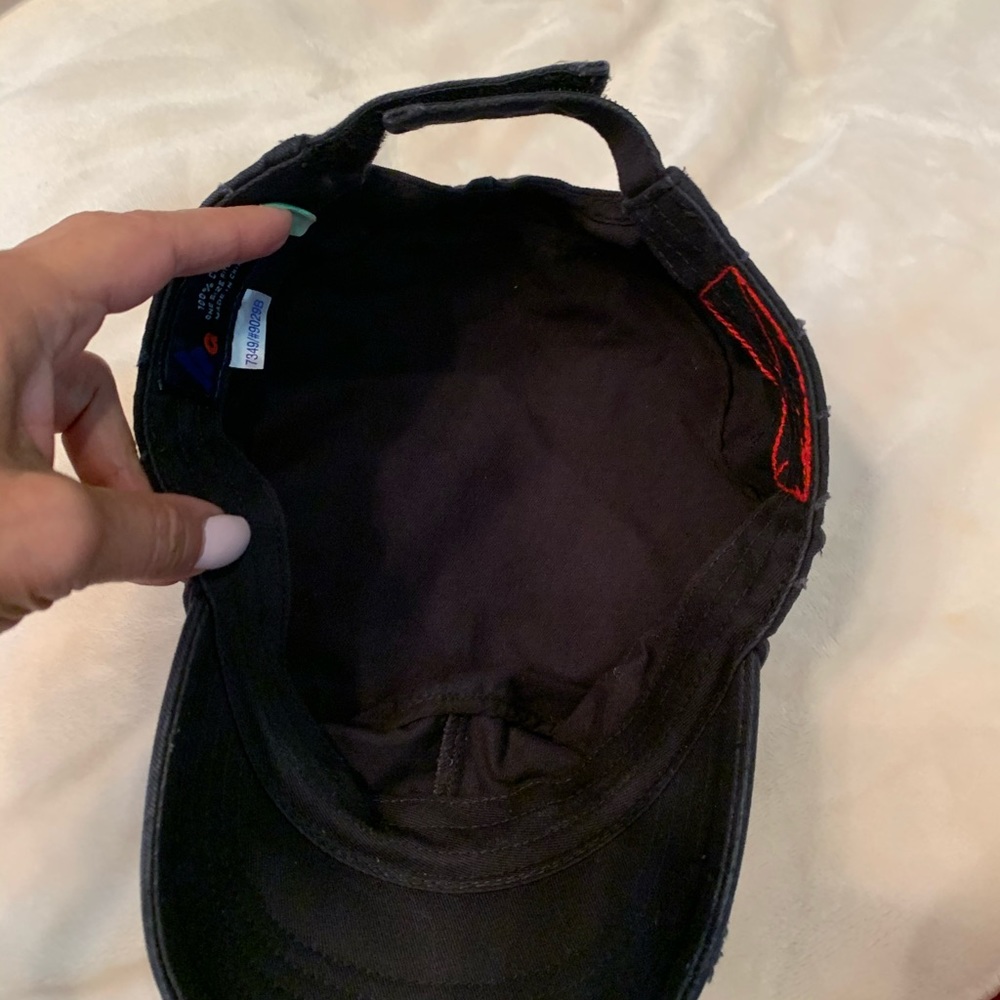 ❤️ Hats - Picture 5 of 6